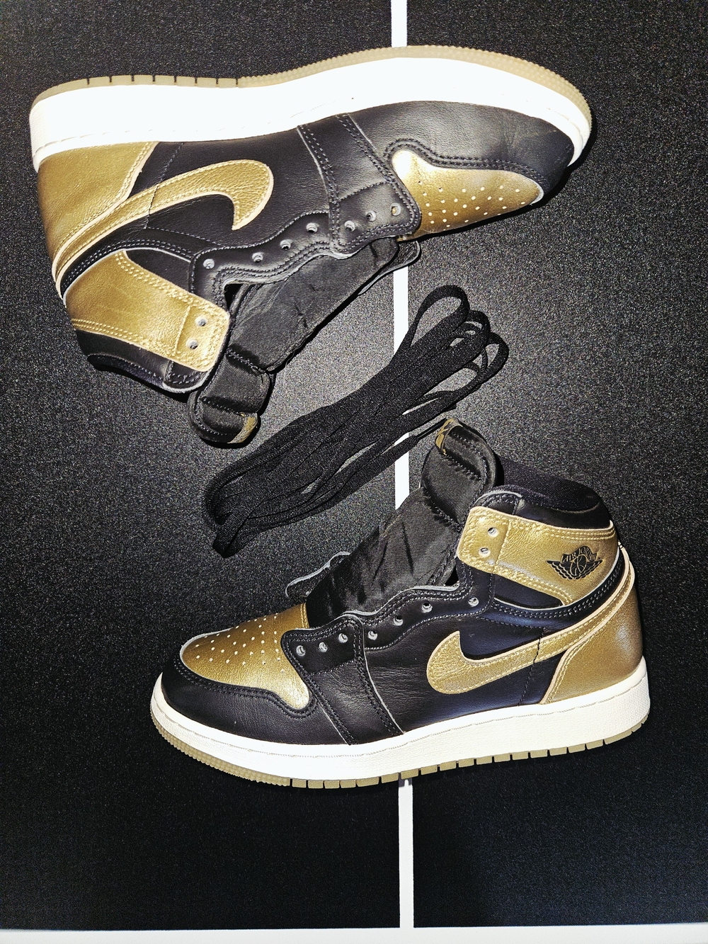 Air Jordan 1 Retro High OG GS Black Metallic Gold Youth 6.5Y FD1437-071